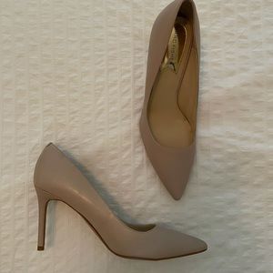 MARC FISHER nude heel